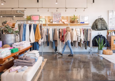 Mod Apparel - Qualicum Beach, BC
