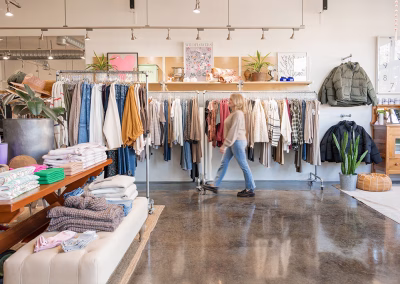 Mod Apparel - Qualicum Beach, BC